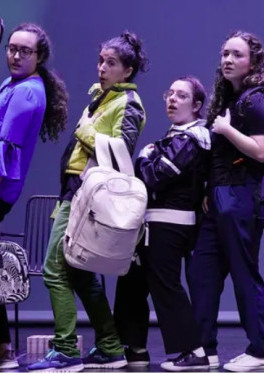 AULA DE TEATRO DO CAMPUS DE OURENSE. UVIGO. GRUPO CORDELIA - SHOOT